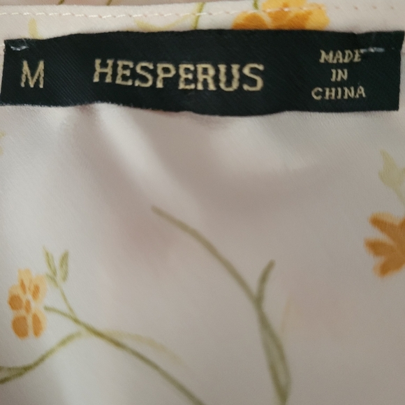 Floral Pink Ruffle romper - Picture 3 of 4